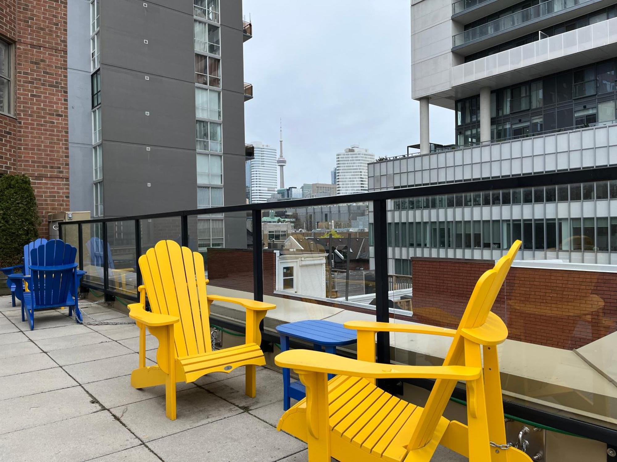 Neill Wycik Hotel Toronto Bagian luar foto