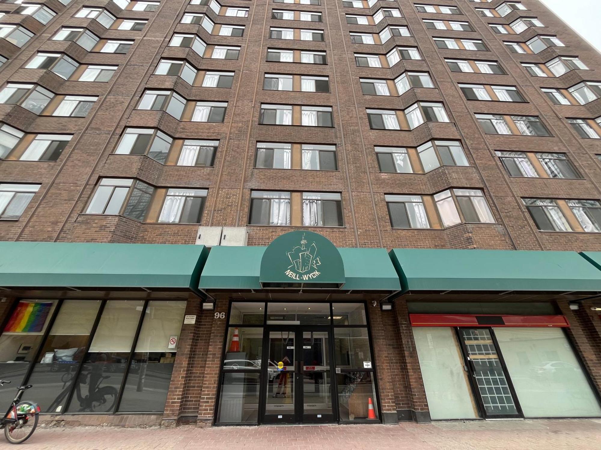Neill Wycik Hotel Toronto Bagian luar foto